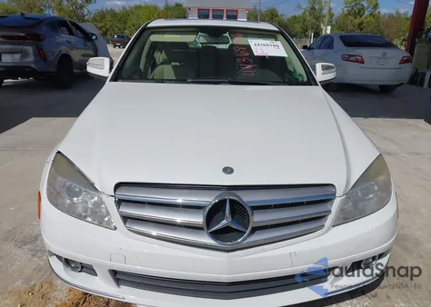 2009 Mercedes-Benz C 300 Luxury 4Matic/Sport 4Matic z USA, uszkodzony, nr VIN WDDGF81X39F234169